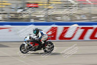 media/May-29-2022-Fastrack Riders_ [[fc0f8b1a06]]/Level 2/Start Finish/